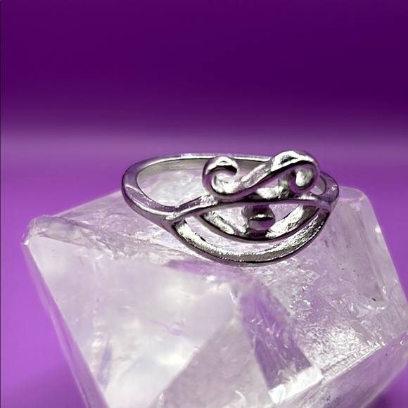 Exclusively Fancy Silver Eye of Horus Ring Size 7 - Picture 7 of 8